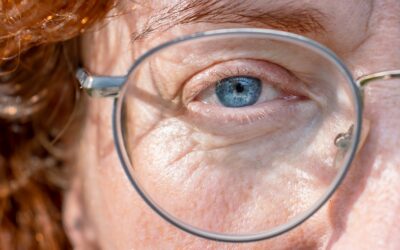 Cataract Symptoms in Seniors: What to Watch Out for
